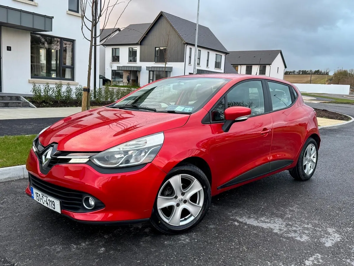 2015 Renault Clio 🔥NEW NCT🔥 DYNAMIQUE NAV - Image 1