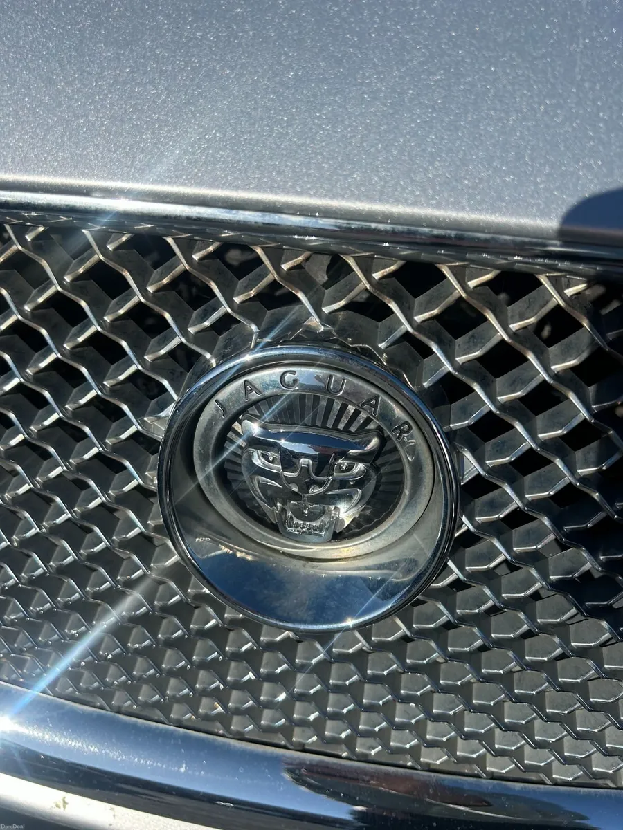 Jaguar XF 2012 - Image 4