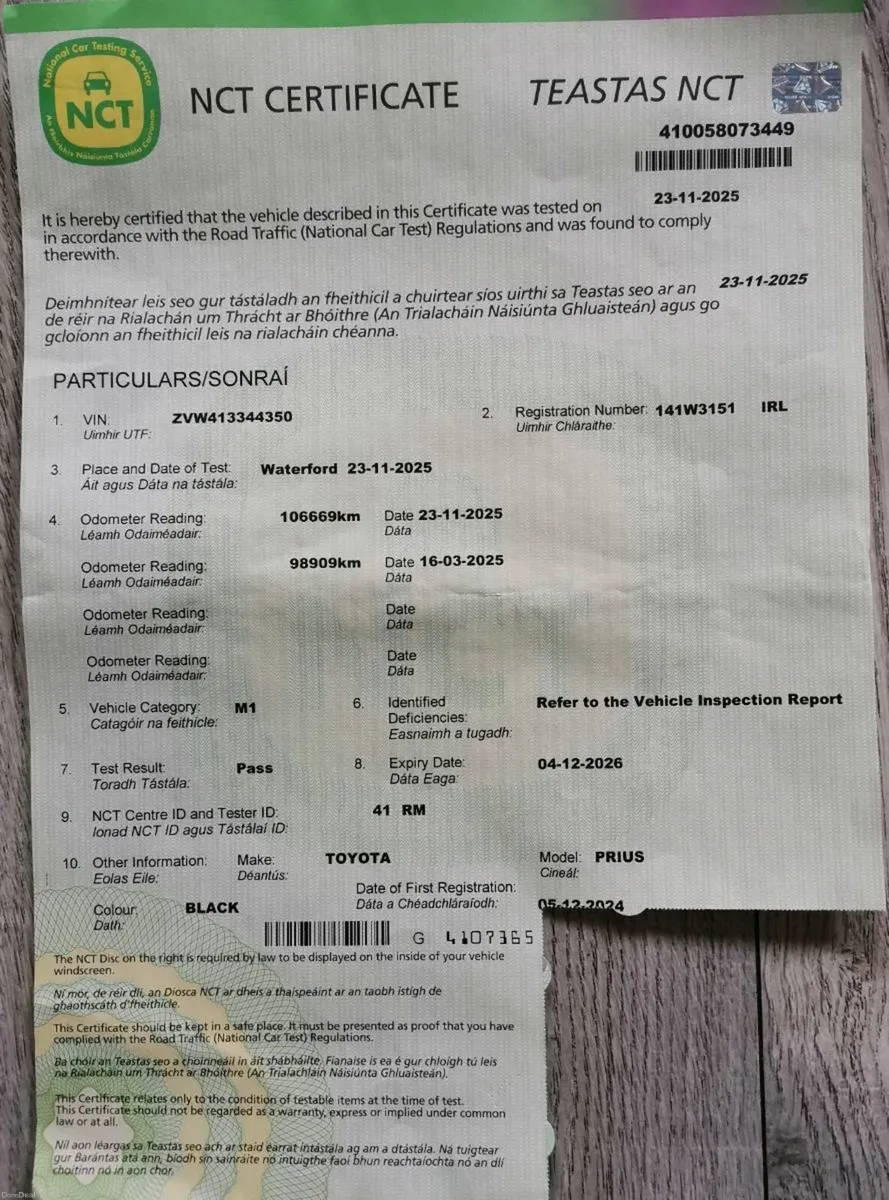 2014 Toyota Prius Alpha 1.8 Hybrid *Low Mileage* - Image 4