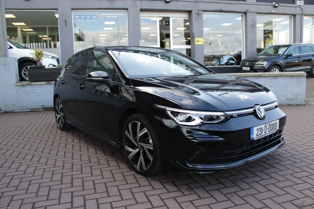 2023 VW GOLF - Image 1