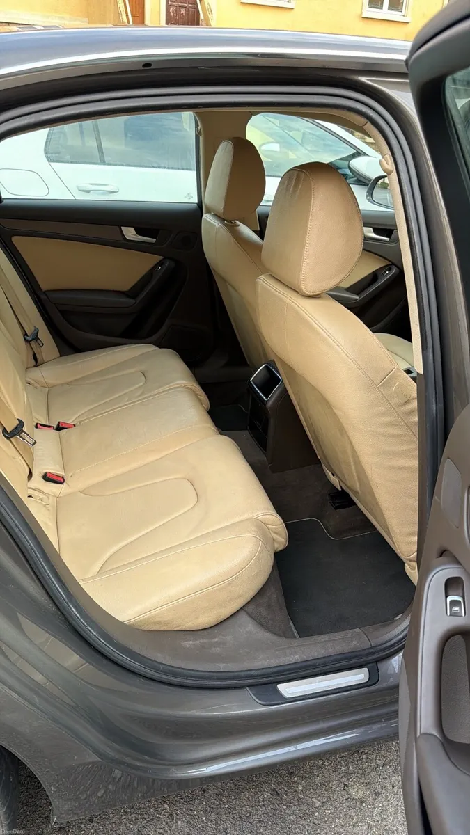 Audi A4 2013 - Image 4