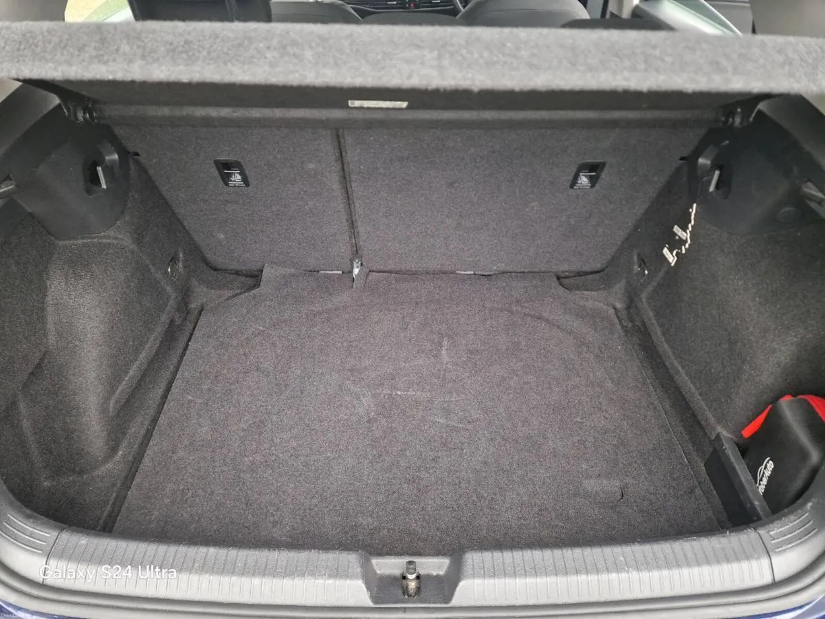 Volkswagen Golf MK8 - Image 2