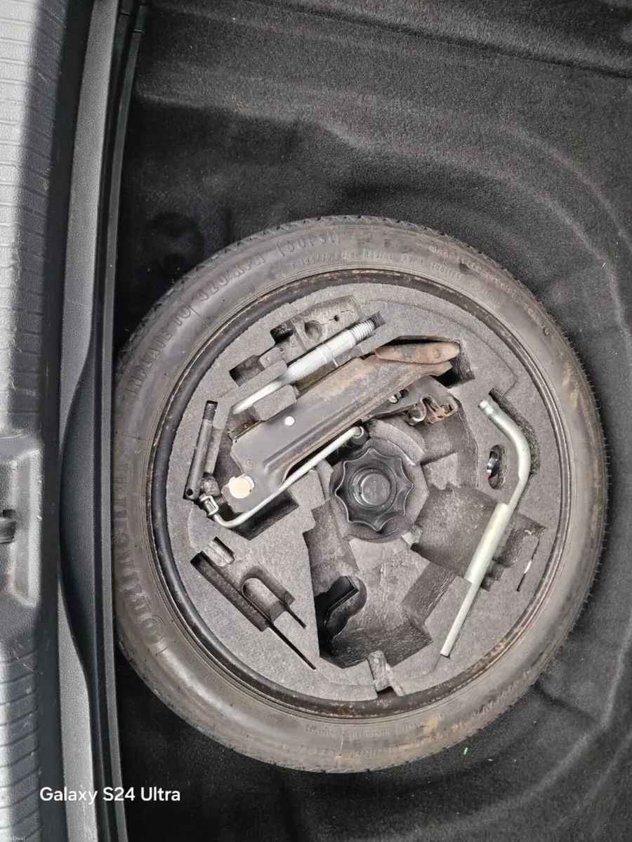 Volkswagen Golf MK8 - Image 3