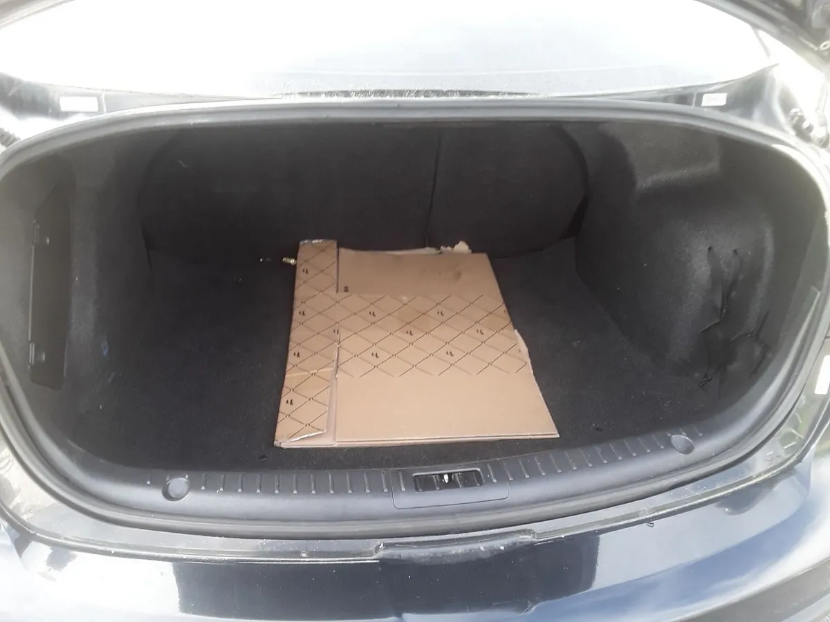 Mazda Mazda3 2011 - Image 2