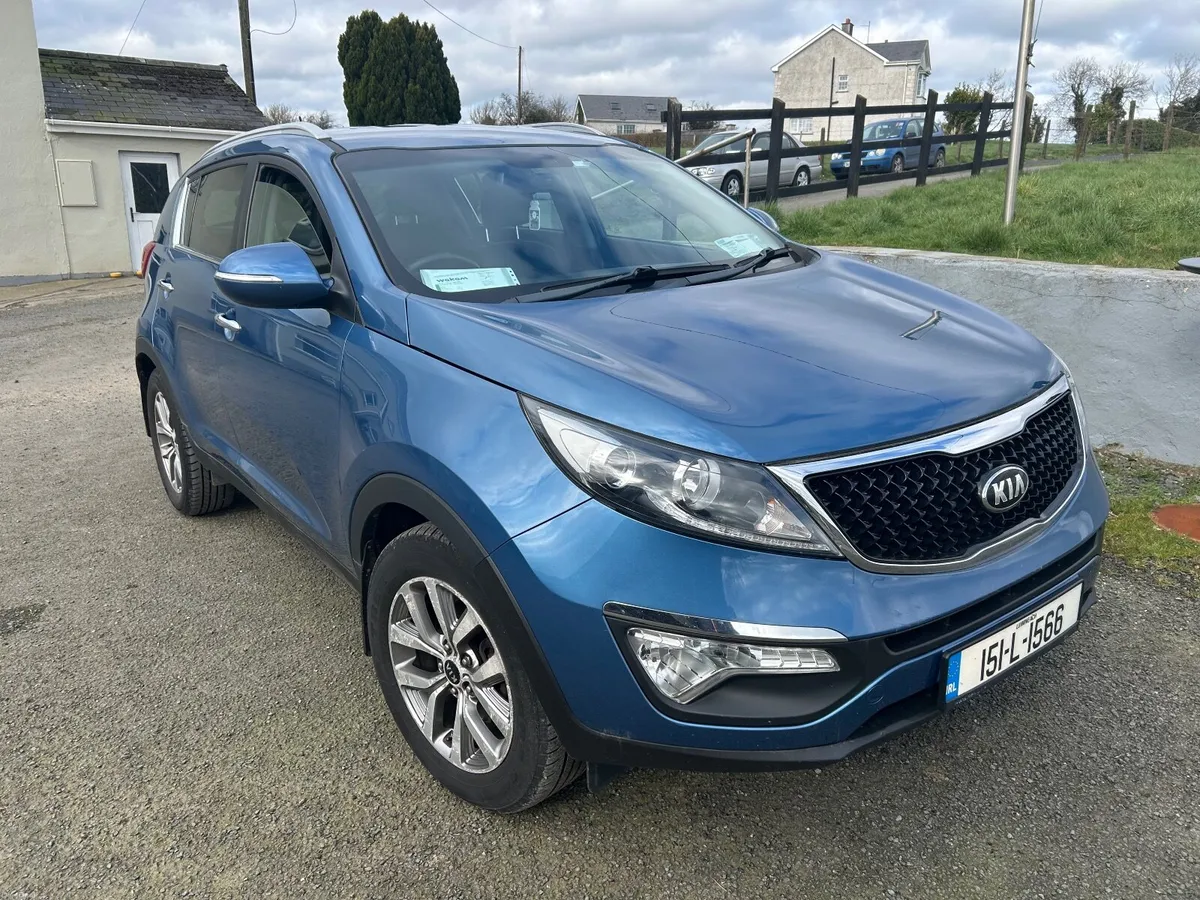 2015 Kia Sportage diesel Nct and taxed June 26 - Image 1
