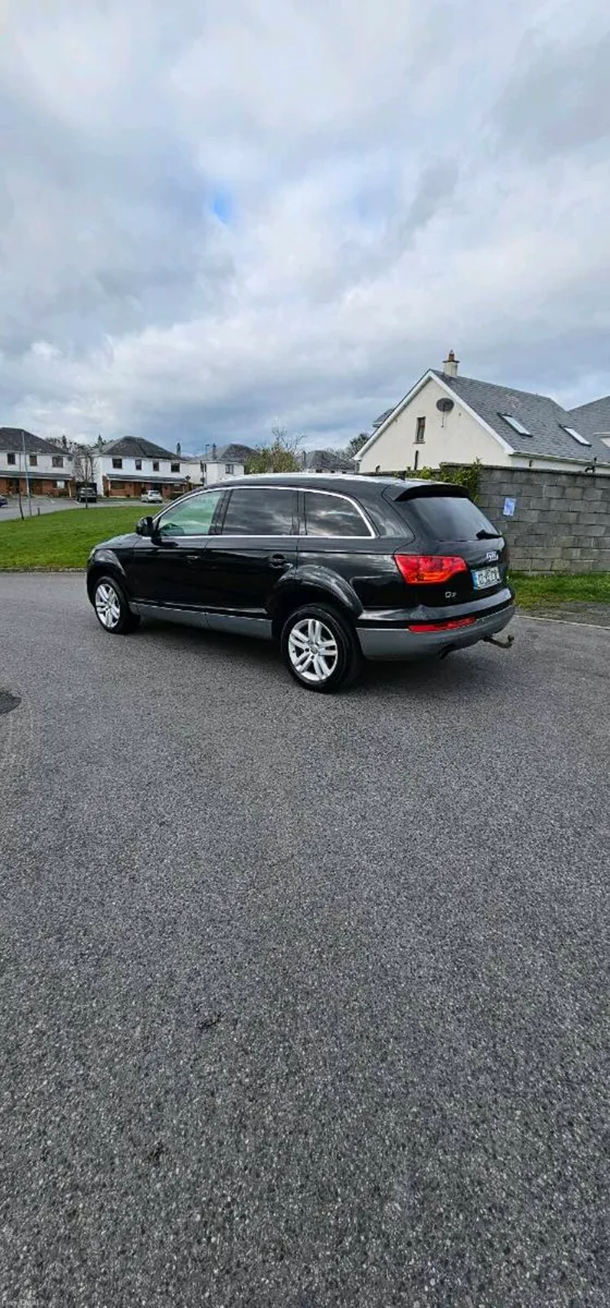 Audi Q7 - Image 4