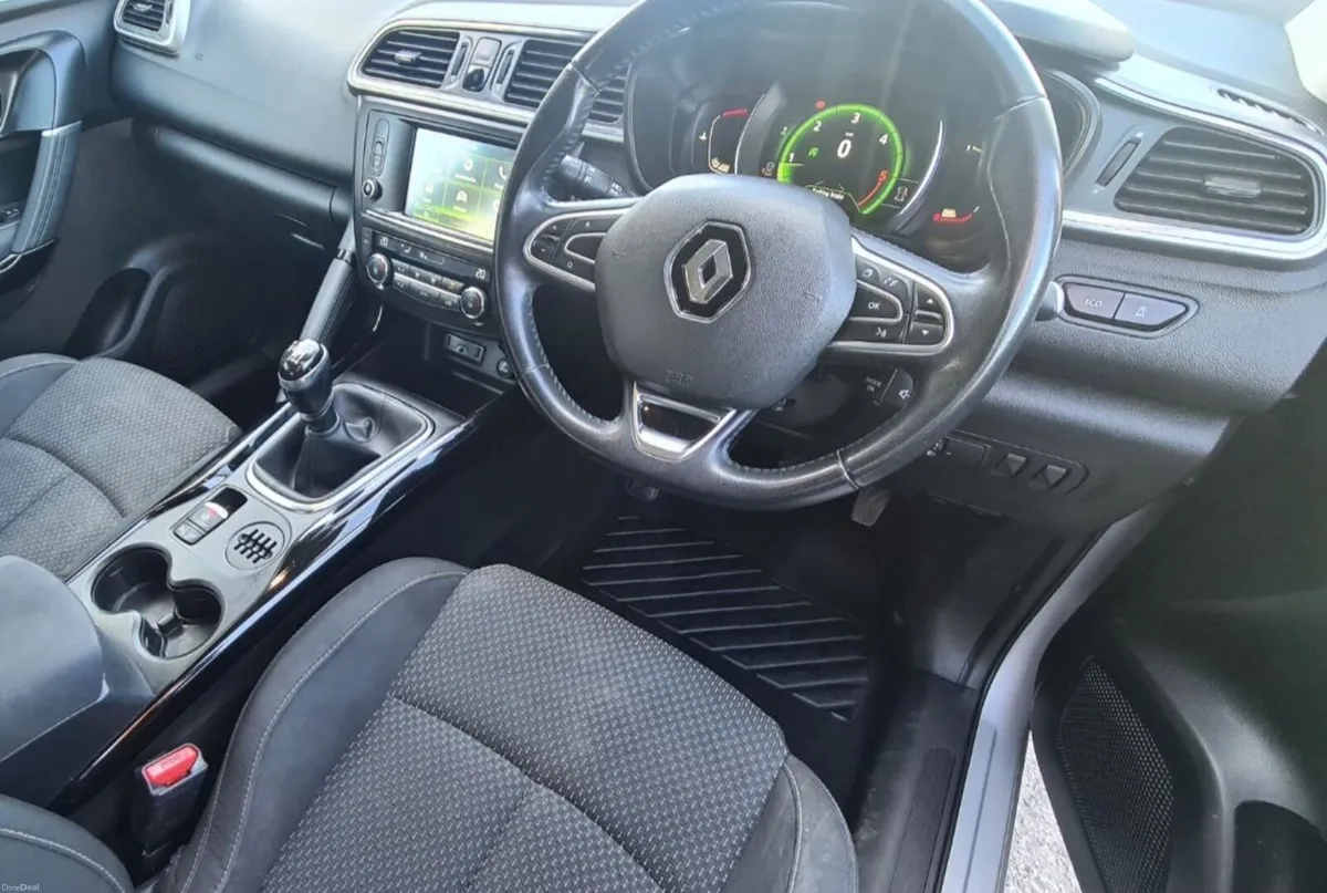Renault Kadjar 1.5 Diesel. High Spec. - Image 2