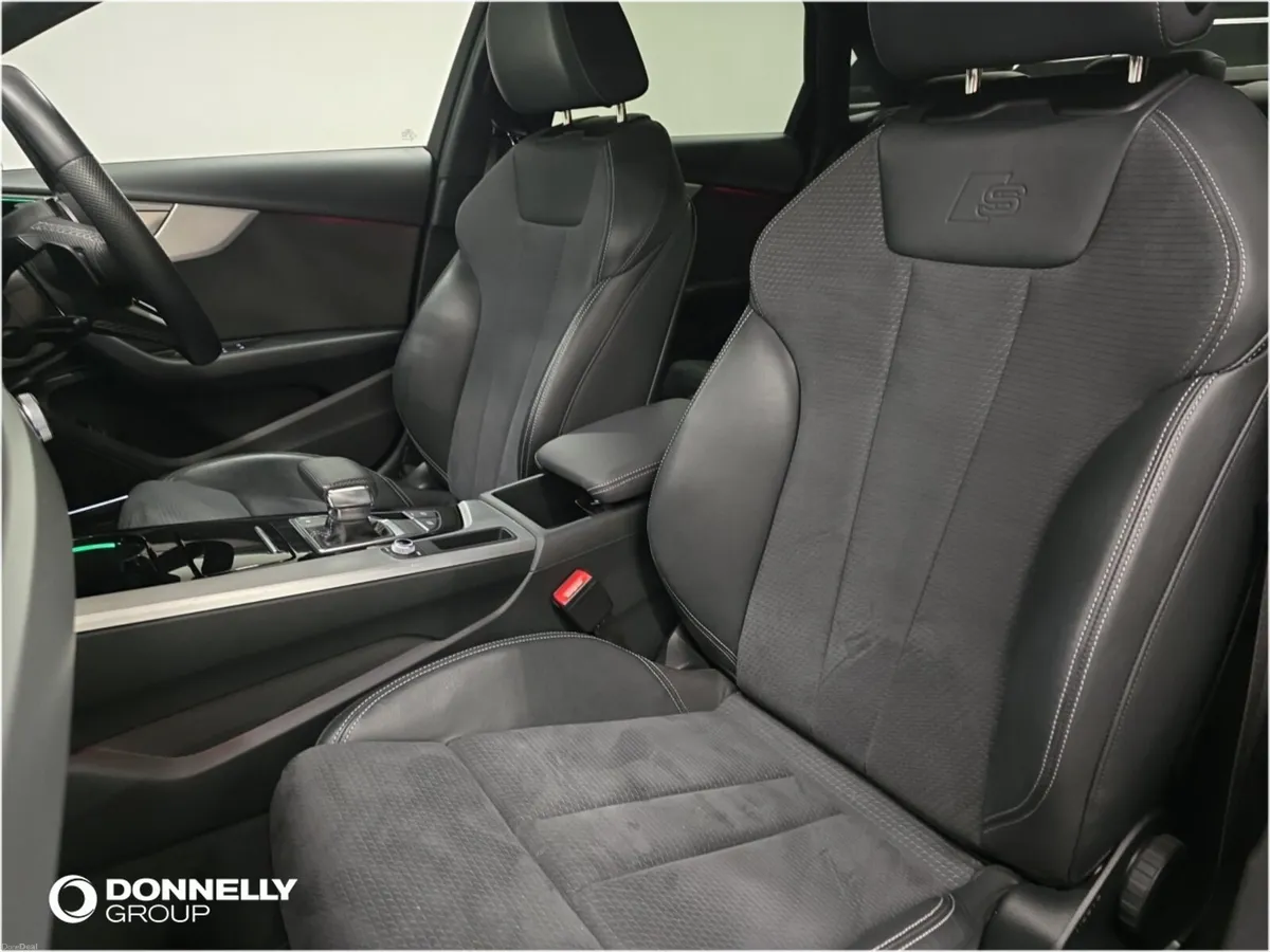 Audi A4 Diesel Saloon S Line - Image 5