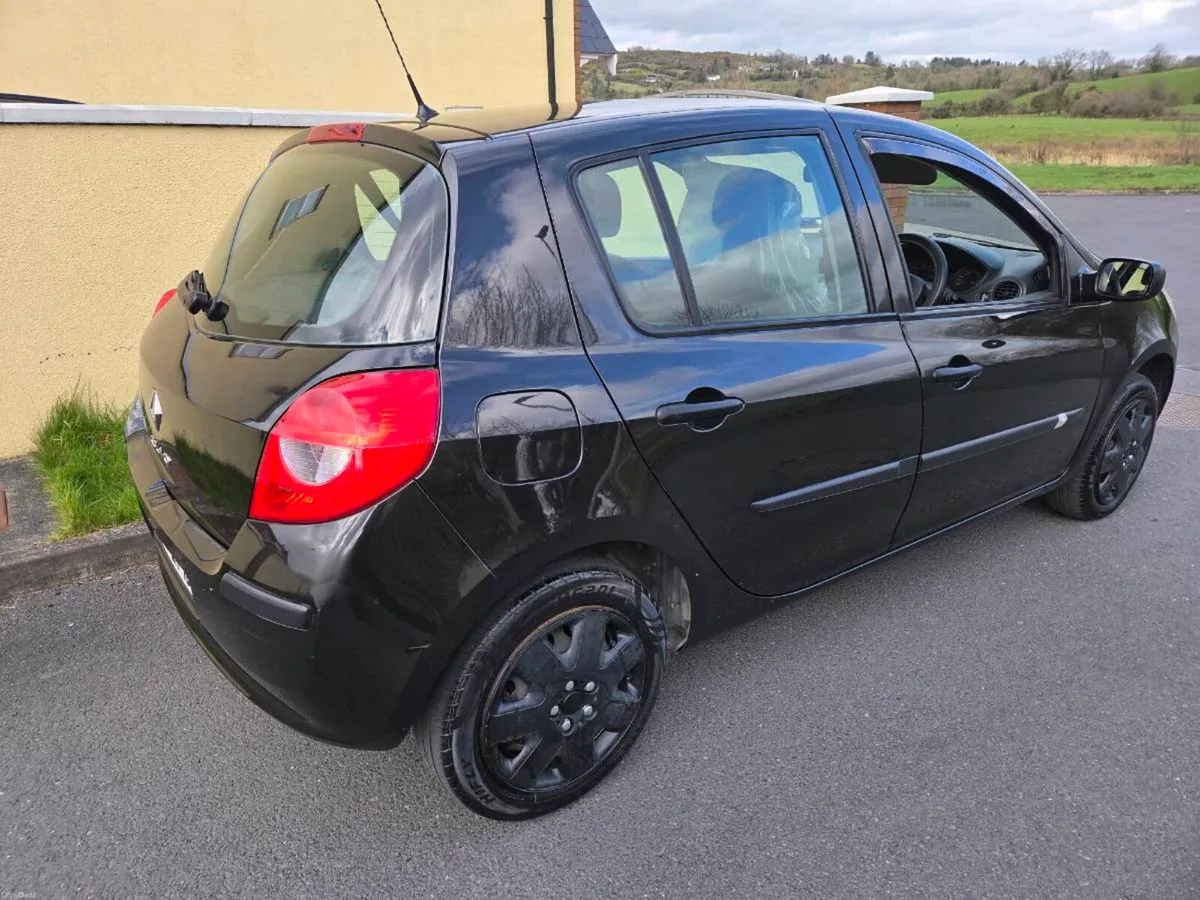 Clio 1 Yr NCT & Tax. Carplay / Android Auto - Image 3