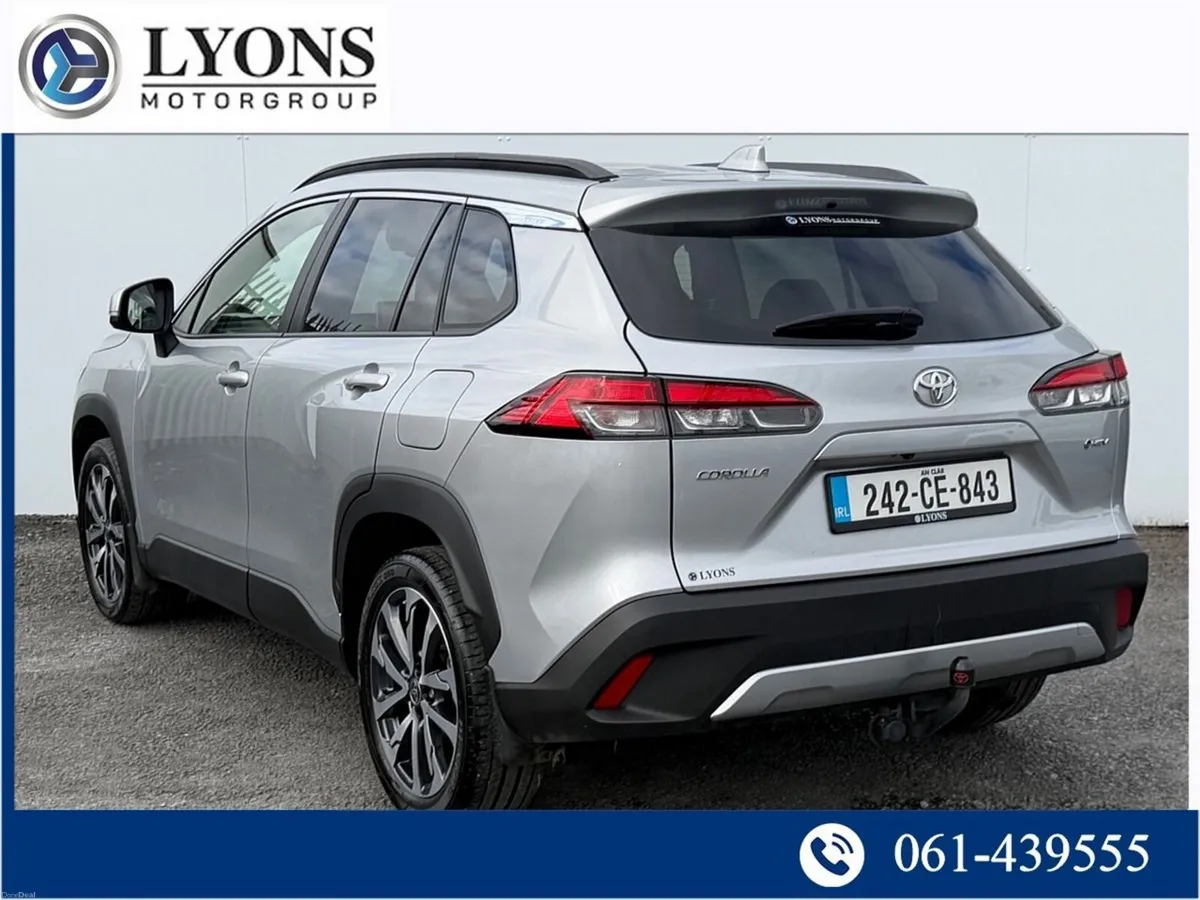 Toyota Corolla 1.8 Hybrid Sol Hatchback - Image 2