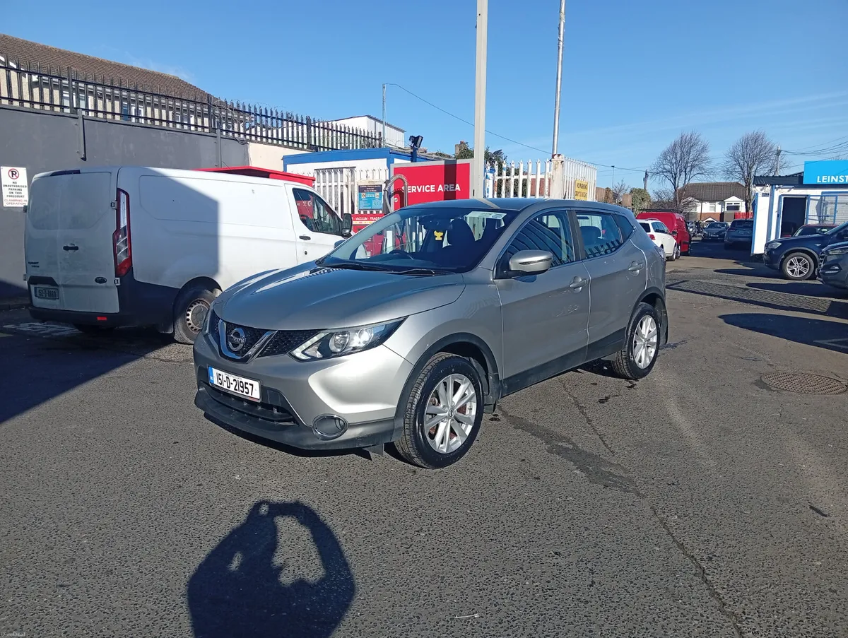 Nissan Qashqai 2015 low mileage - Image 3