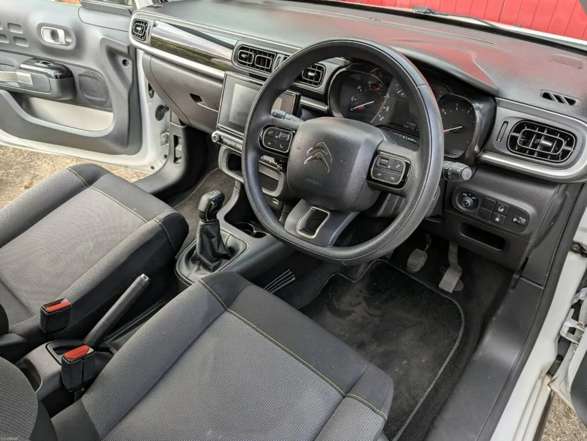 191 Citroen C3 1.2 petrol - Image 4
