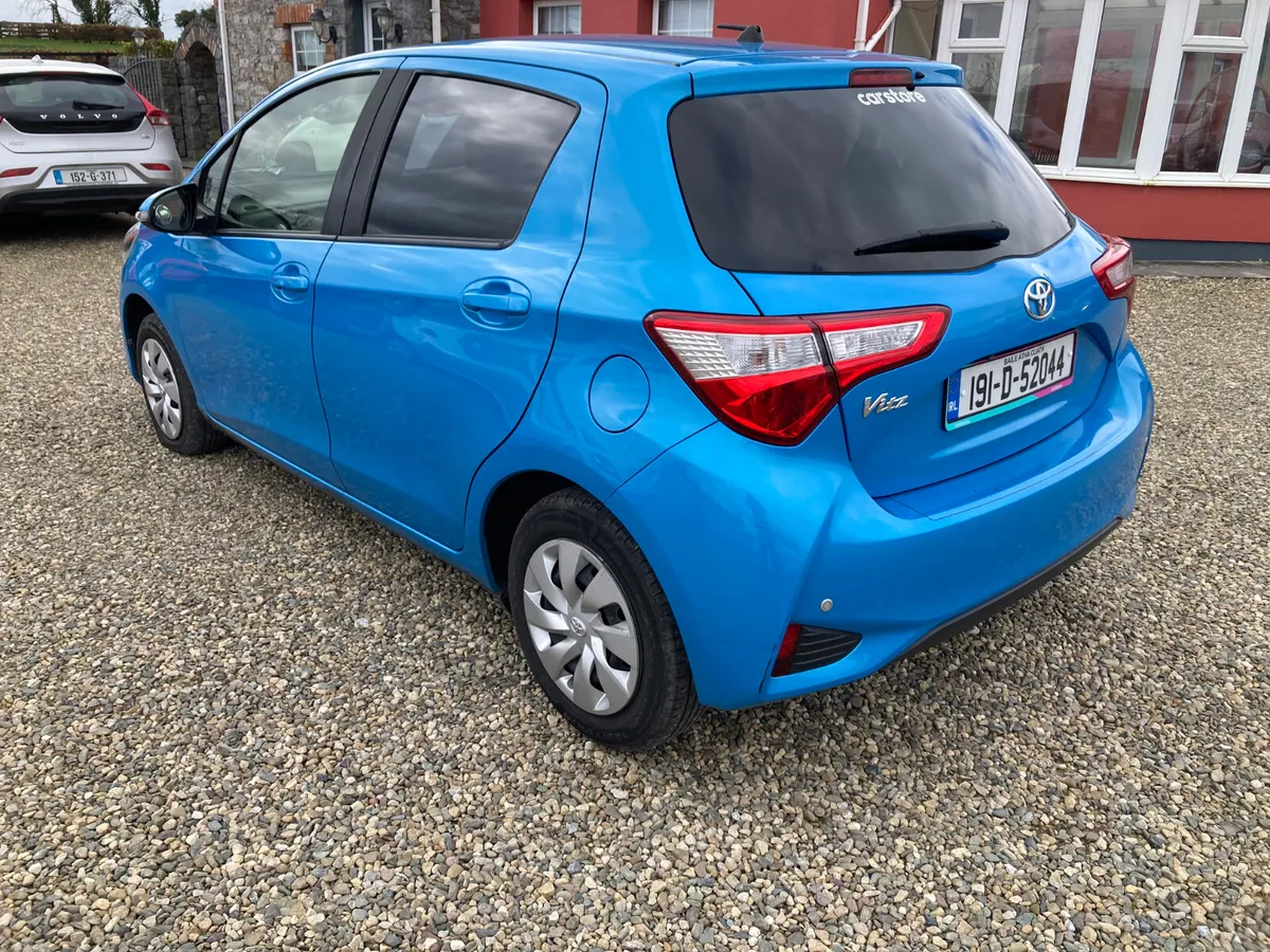 Toyota Vitz 2019 Automatic - Image 3