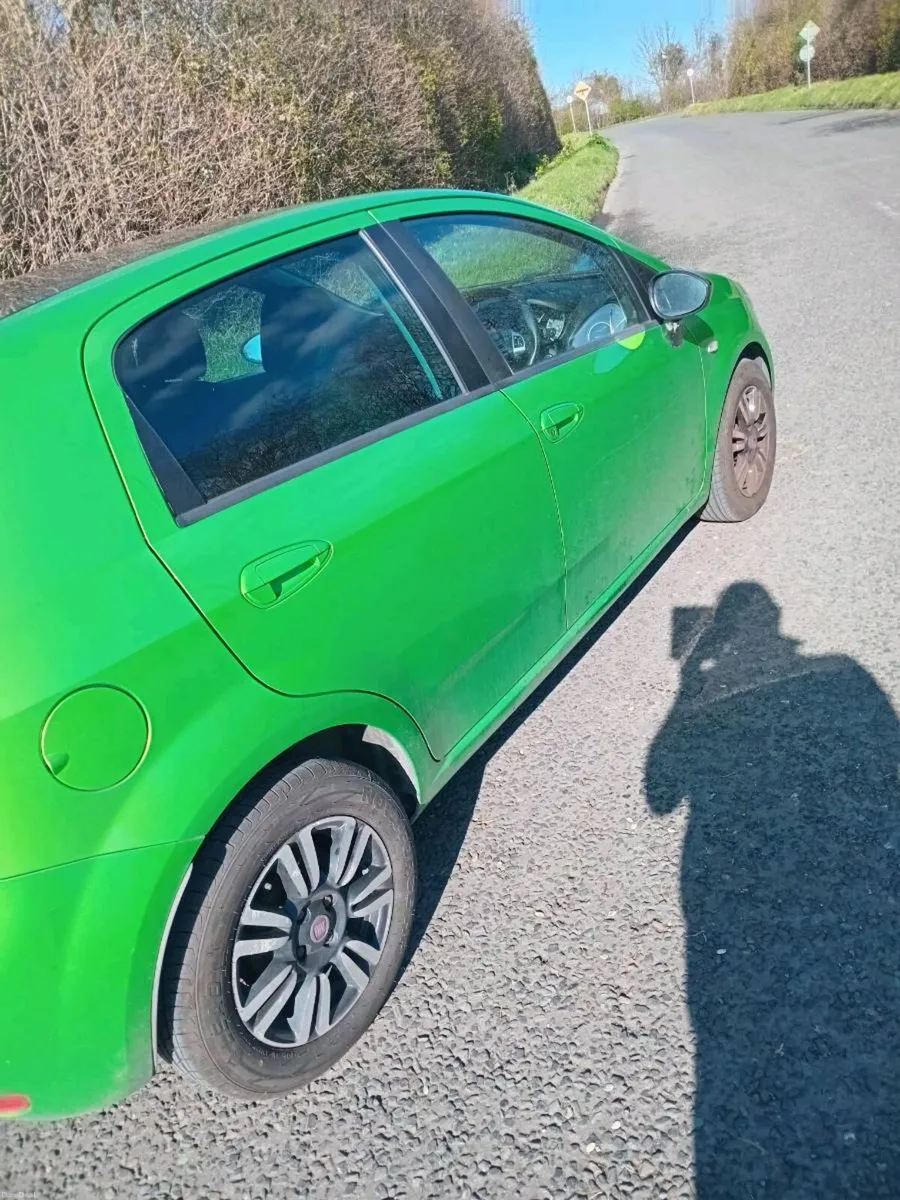 Fiat Punto 0.9 Turbo 2013 - Image 1