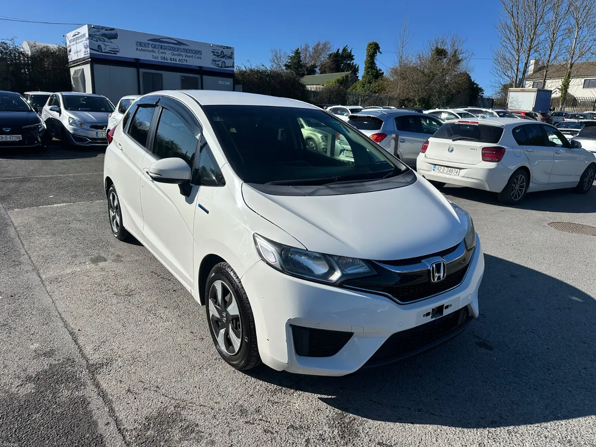 2016 HONDA FIT HYBRID 1.5L  AUTOMATIC FRESH NCT - Image 1
