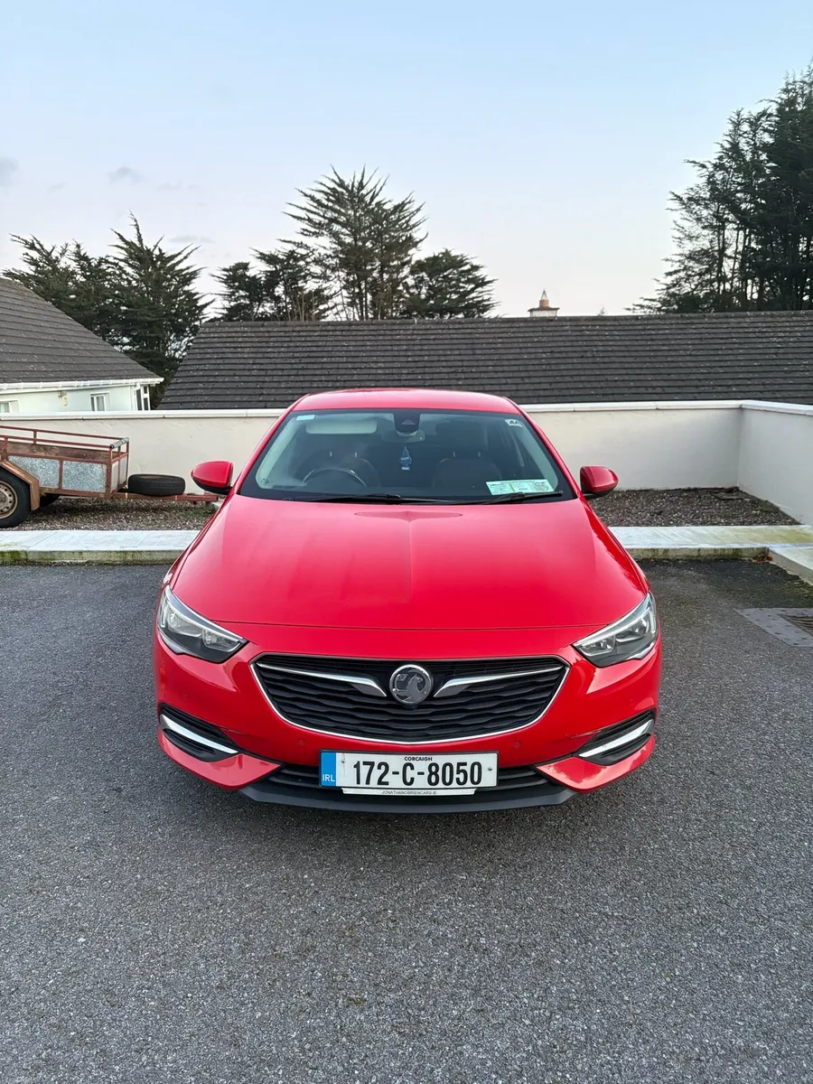 Vauxhall Insignia 2017 1.6L Diesel- HIGH SPEC - Image 2