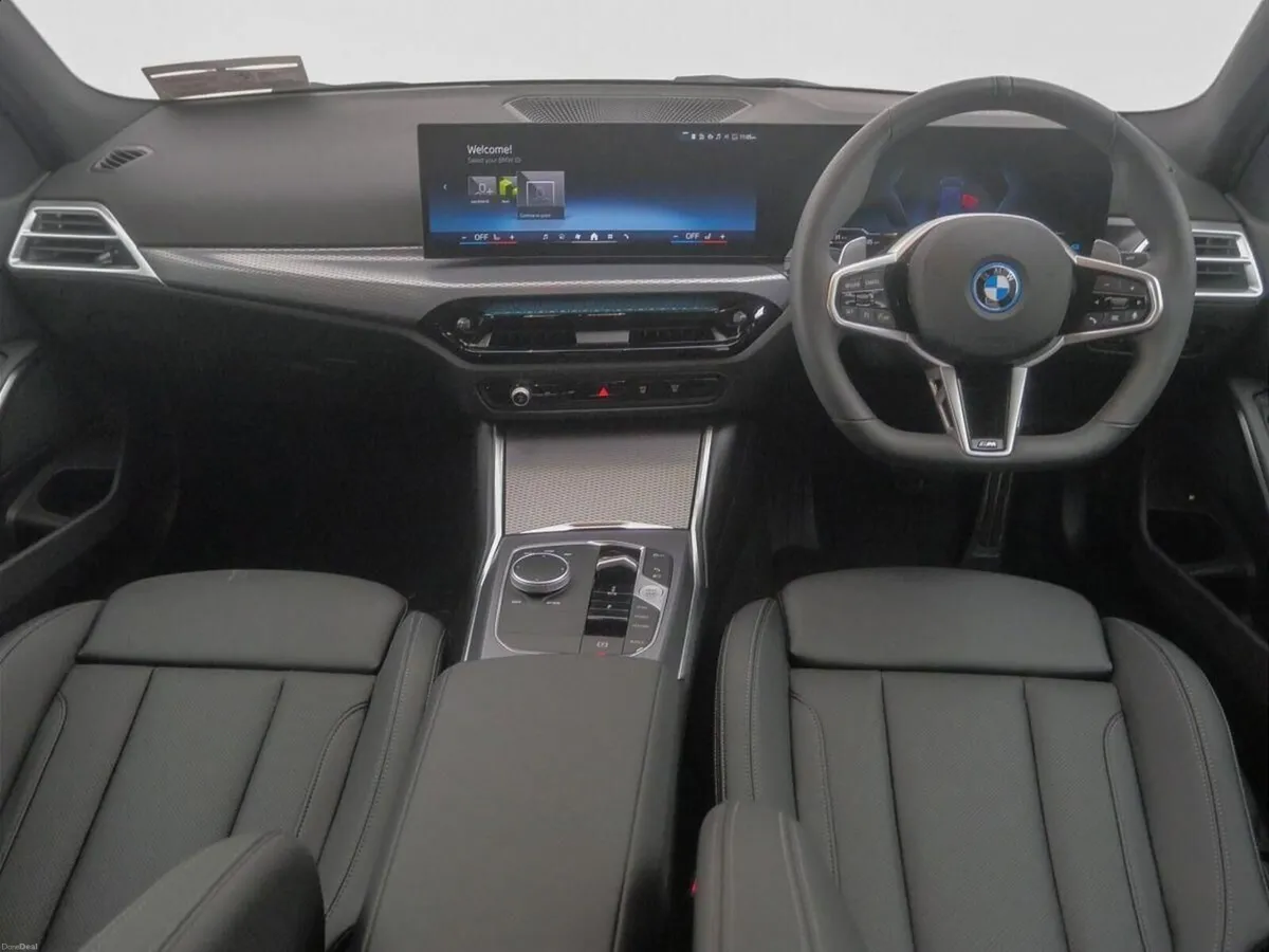 BMW 3-Series 330e M Sport Saloon - Image 4