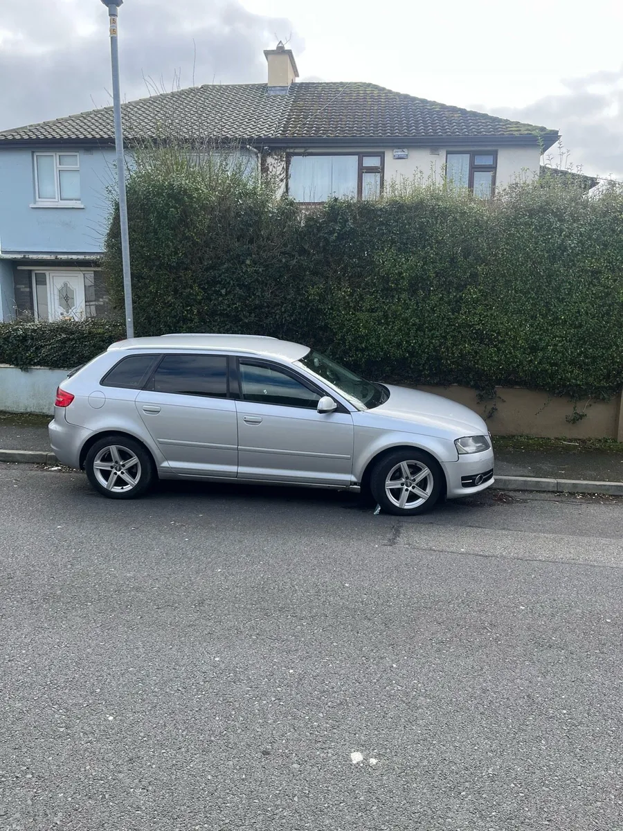 Audi A3 1.6 TDI 2011 - Image 2