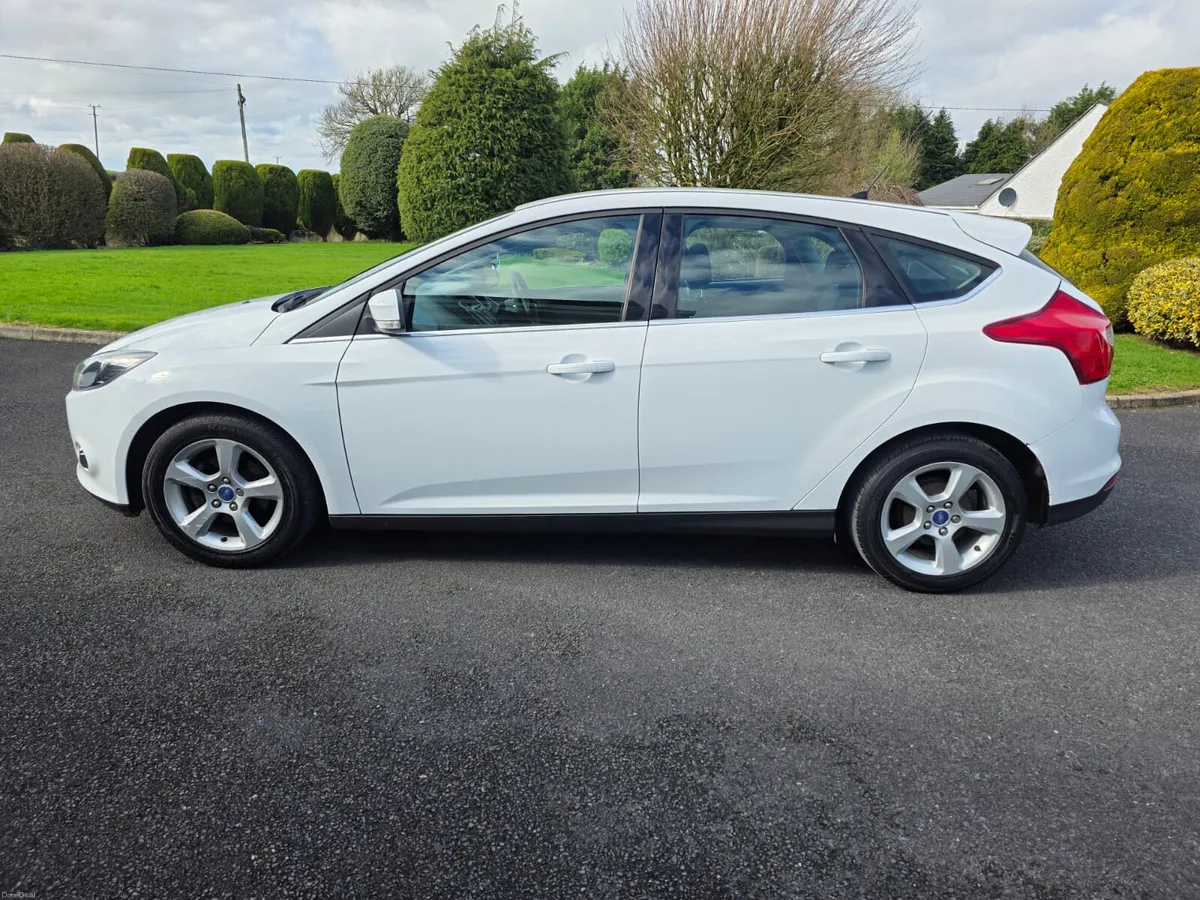 FORD FOCUS 1.6 TDCI ZETEC - Image 3
