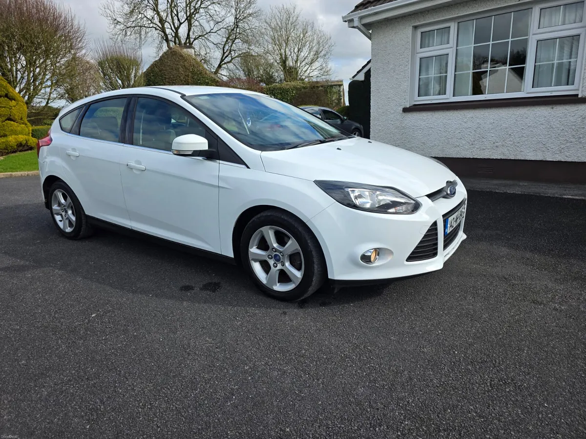 FORD FOCUS 1.6 TDCI ZETEC - Image 4