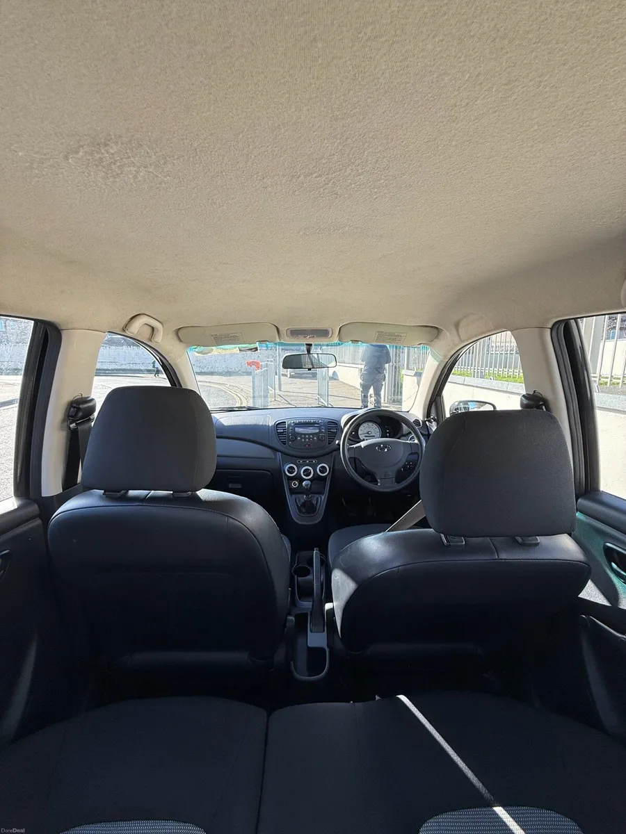 Hyundai I 10 - Image 2