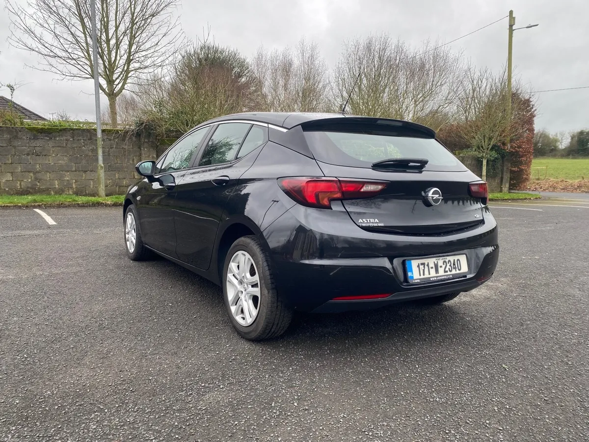 2017 Opel Astra SC 1.6 CDTI Hatchback - Image 4