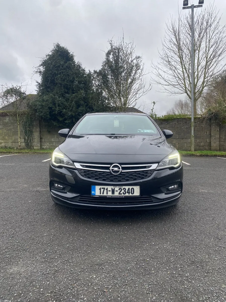 2017 Opel Astra SC 1.6 CDTI Hatchback - Image 3