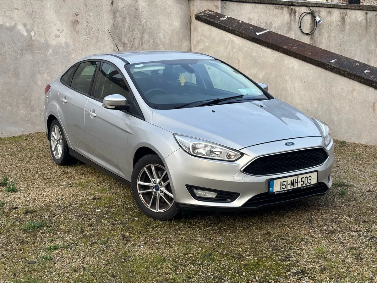 Ford Focus 1.6 TDCI Style Fresh nct - 2 keys - Image 2