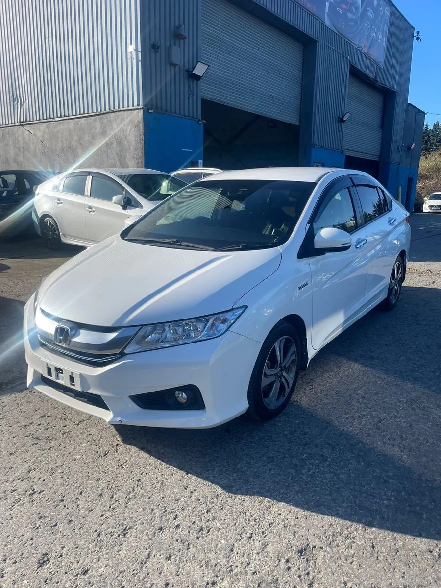 2015 Honda Grace Hybrid Automatic - Image 1