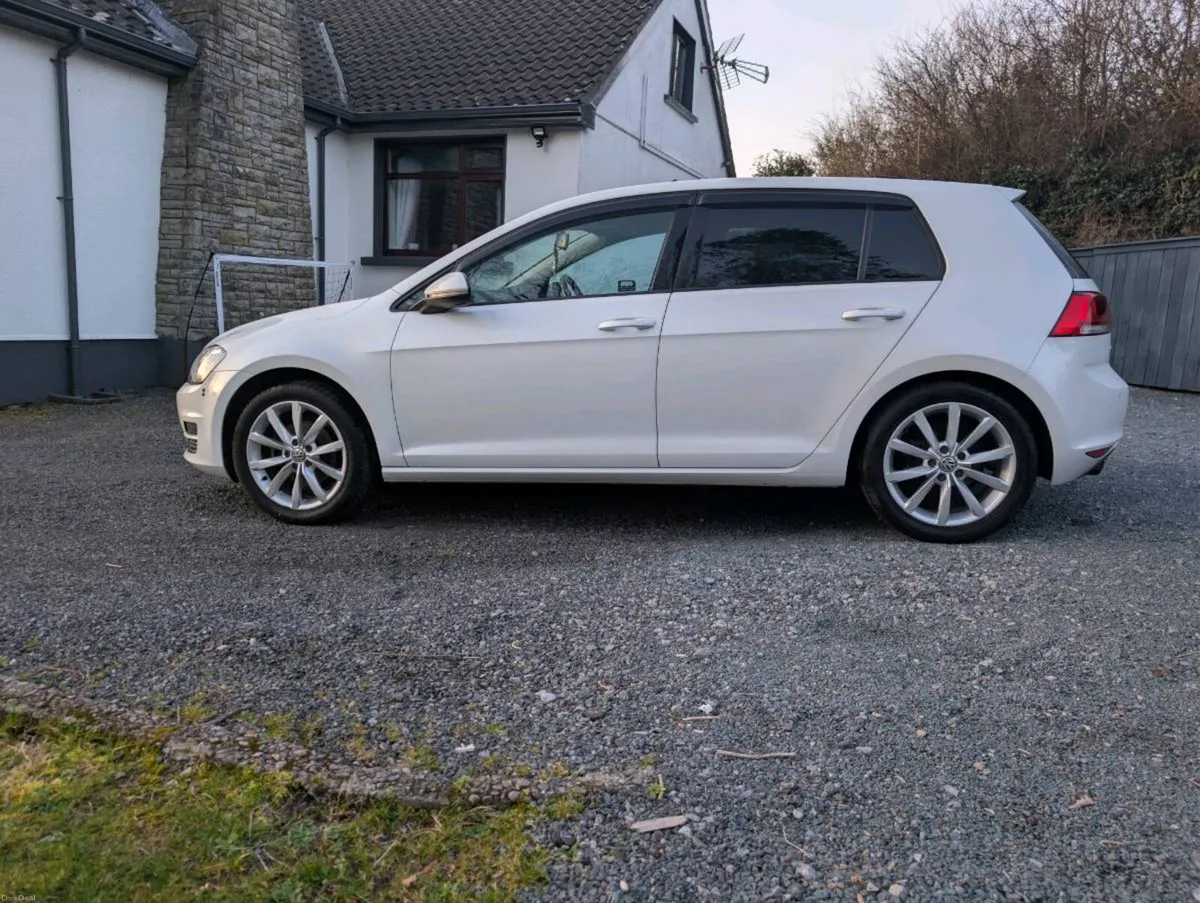 Volkswagen Golf - Image 4