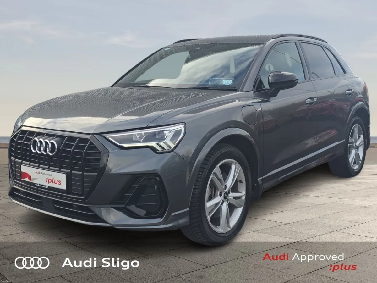 Audi Q3 1.4TFSI E Black Edition S Line - Plug-in H - Image 4