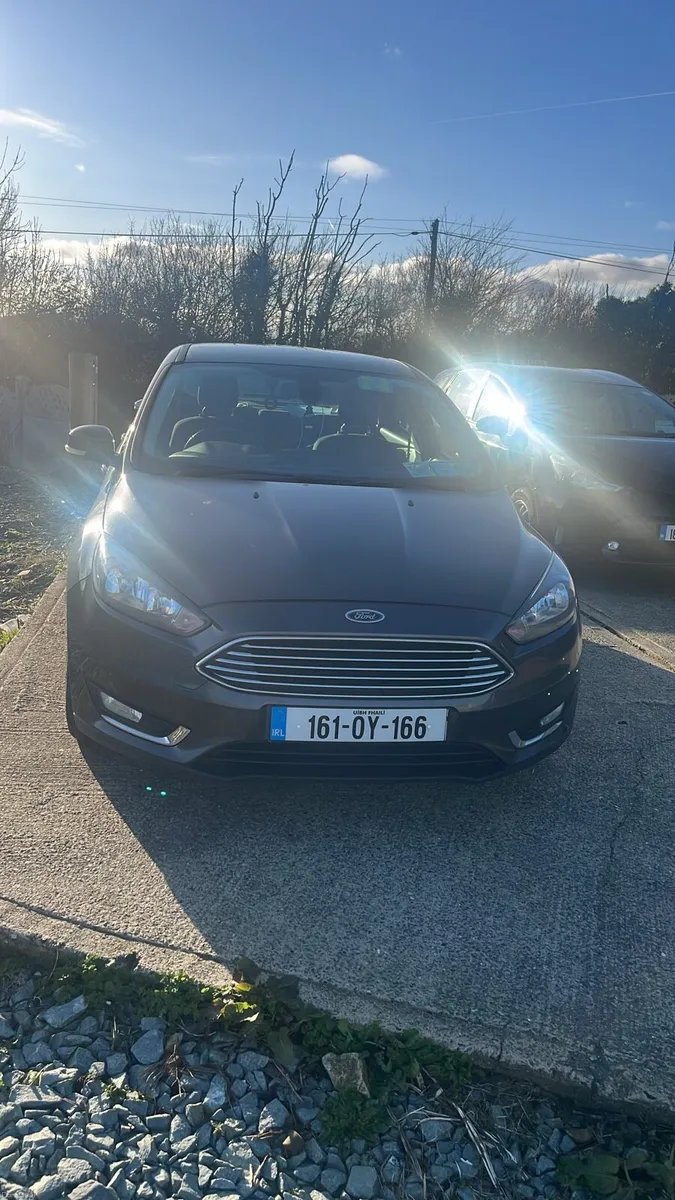 Ford focus Saloon - Image 4