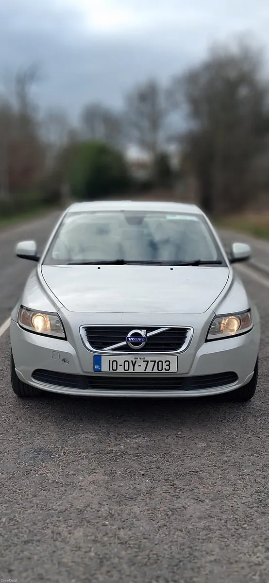 2010 Volvo s40 New NCT&TAX Diesel good condition! - Image 1
