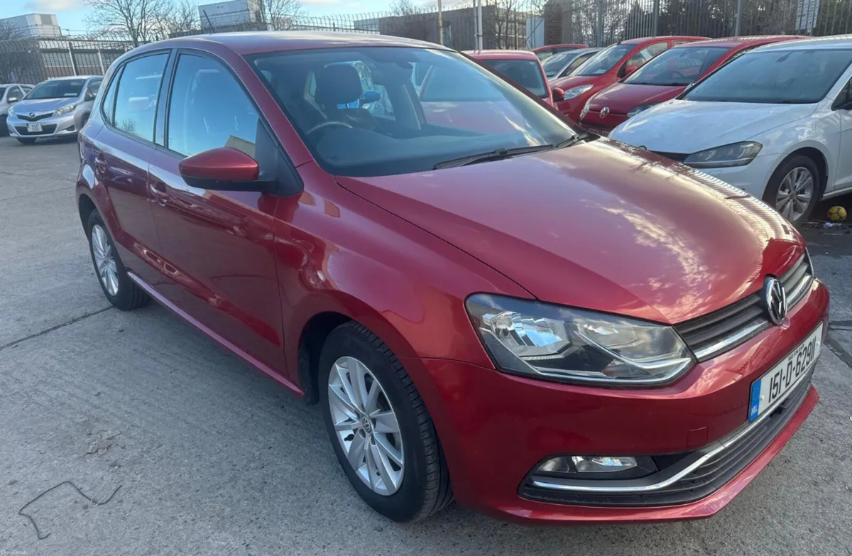 Volkswagen Polo 2015 Auto/ Only 24k km/ warranty - Image 2