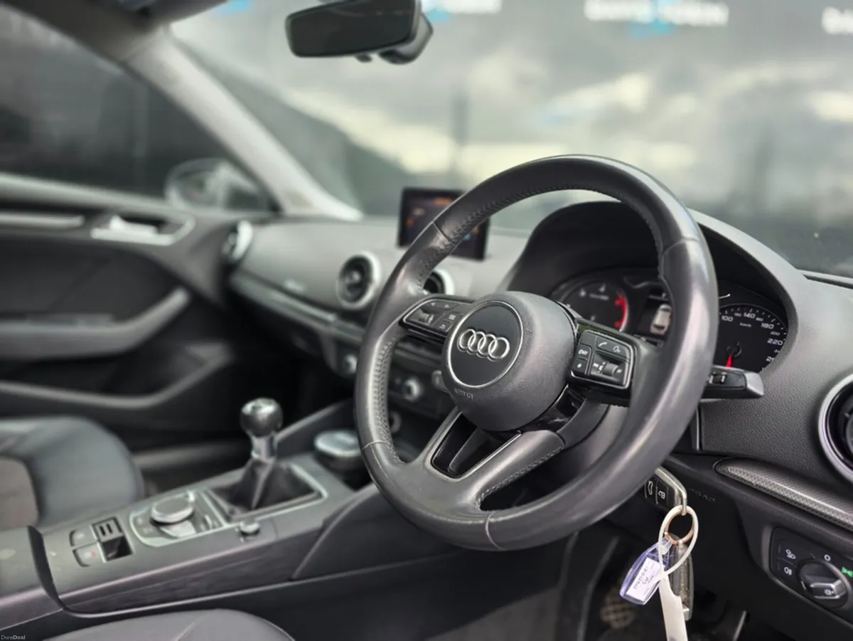 Audi A3 SPORTBACK 1.6 TDI 116 SE 4DR - Image 2