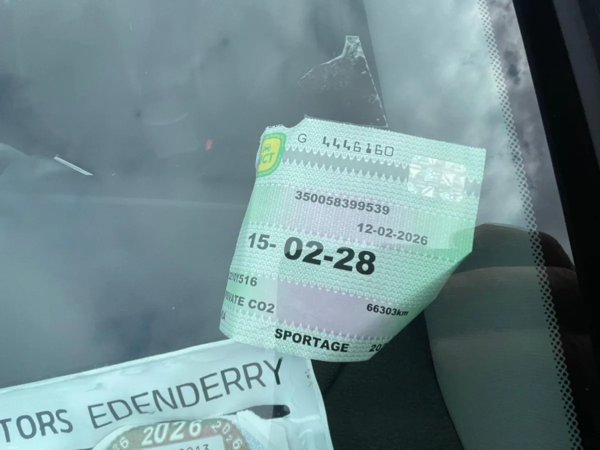 Hyundai Tucson IX35 COMFORT PLUS 5DR - Image 2