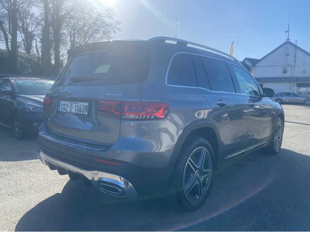 Mercedes-Benz GLB 220 D 4MATIC 5DR AUTO - Image 3