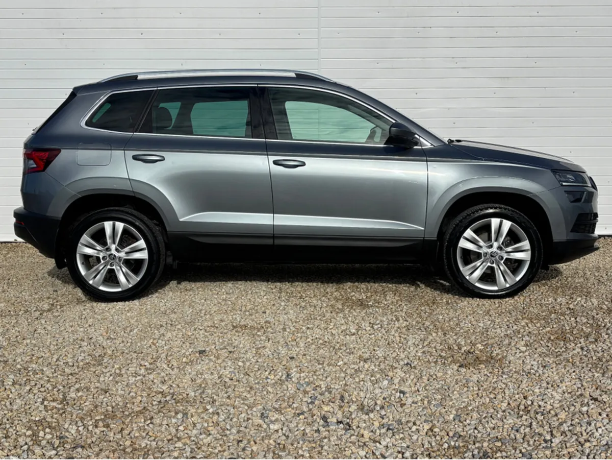 Skoda Karoq STYLE 1.6 TDI 115HP 4DR - Image 4