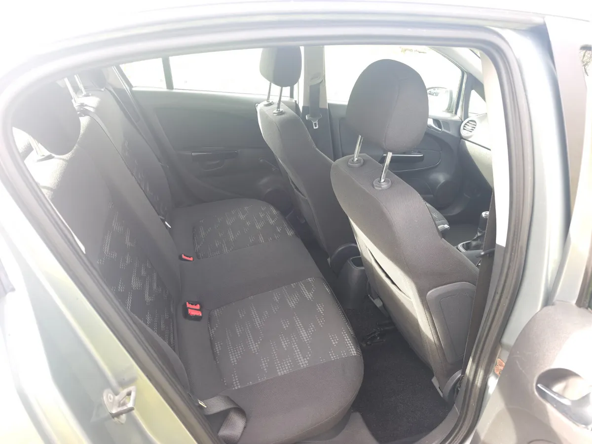 Opel Corsa 2013 1.2petrol LOW KMS - Image 3