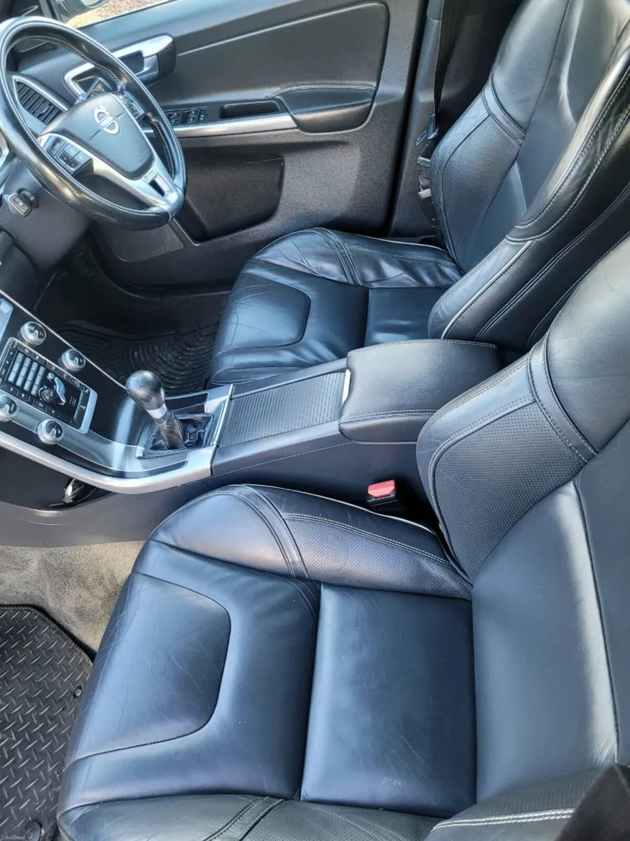 Volvo xc60 - Image 4