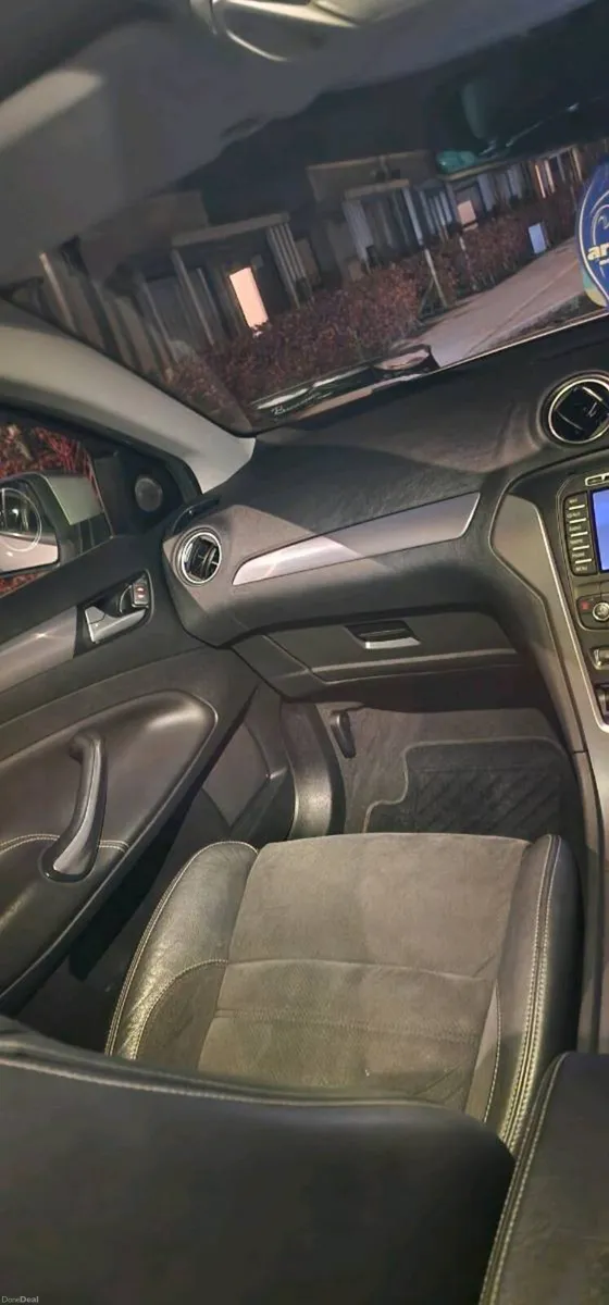 Ford Mondeo Titanium X 2013 - Image 2