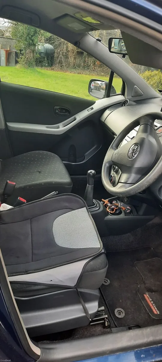 Toyota Yaris 2008 - Image 4