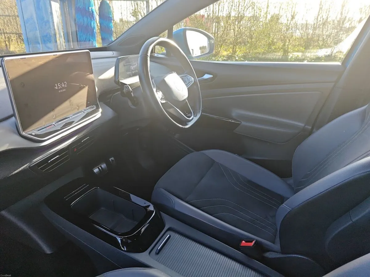 Volkswagen ID.4 PRO PLUS 77kWh 286HP - Image 3