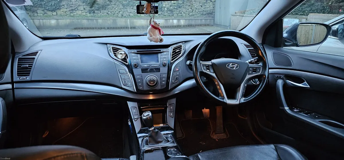 Hyundai i40 for sale heated leather seats - Image 3