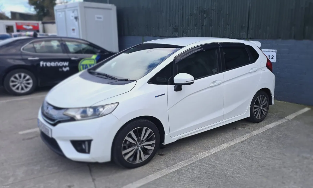 Honda Fit 2015 Hybrid Automatic |Dublin| - Image 3