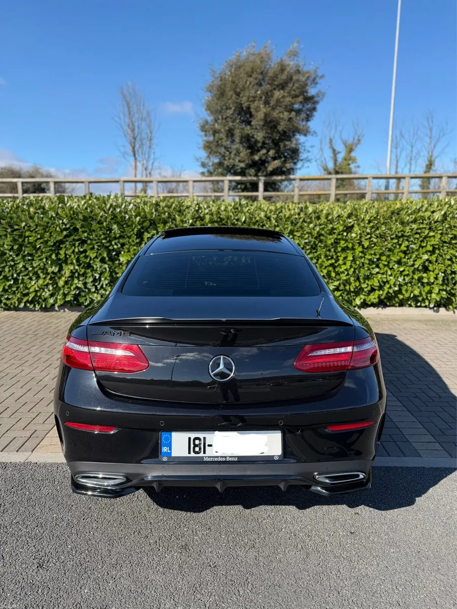 Mercedes-Benz E-Class 220d AMG Sport - Image 4