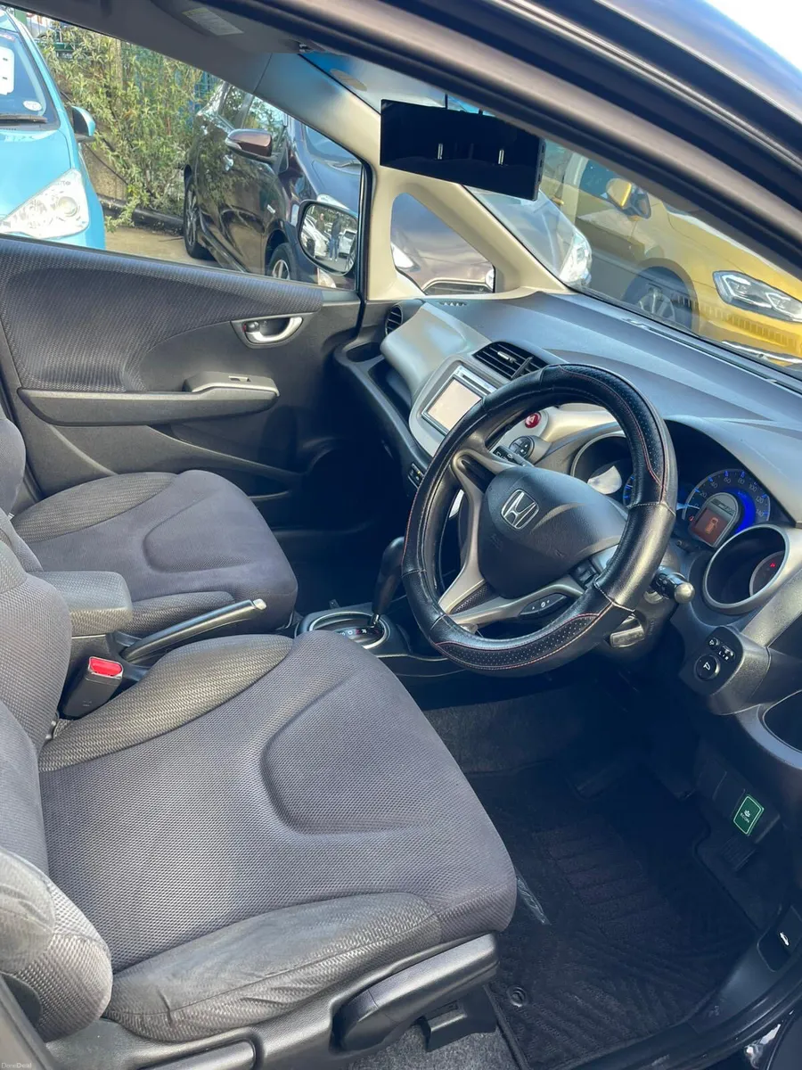 Honda Fit - Image 4