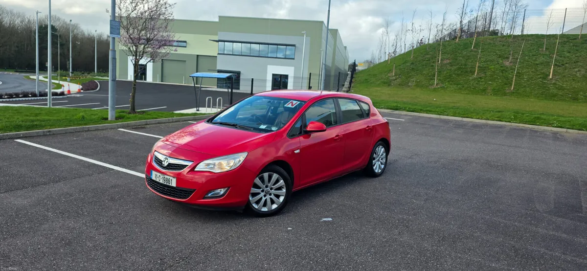 Vauxhall Astra 2011 New NCT - Image 2