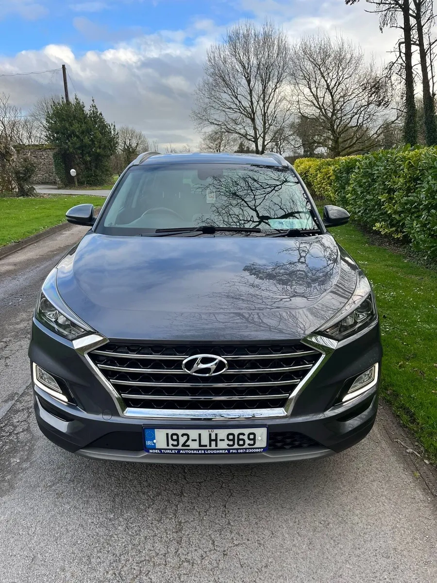 2019 Hyundai Tucson - Image 2