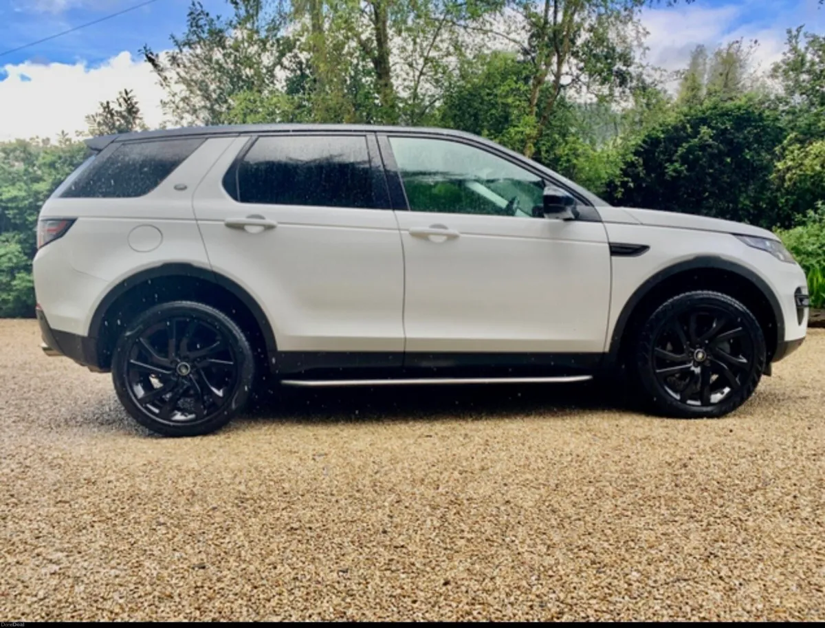 Landrover Discovery Sport HSE Excellent Condition - Image 2